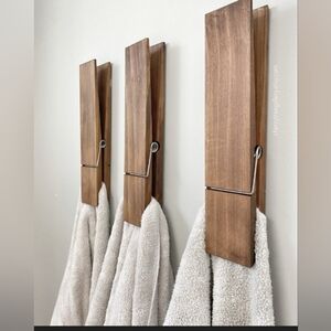 (Pair) Jumbo ~ Wooden Clothespins 🌟